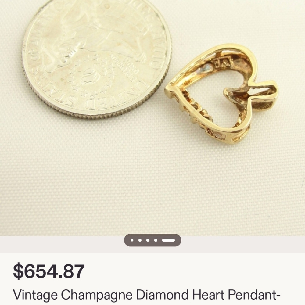 10 Kt Gold Heart Pendant - Picture 5 of 5